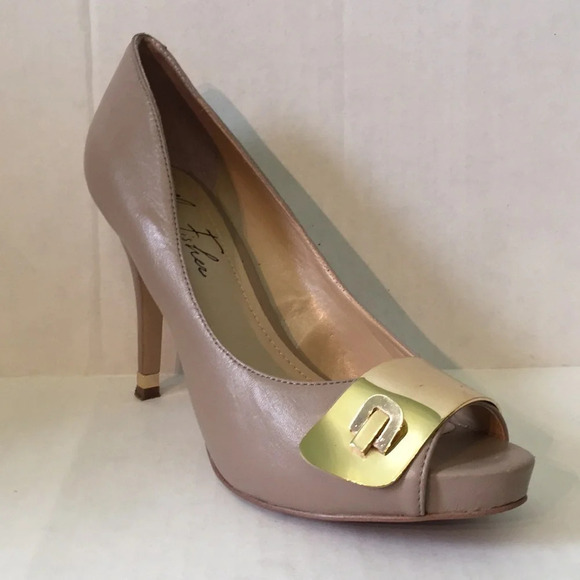 Marc Fisher Open Toe Pumps in size 7 1/2 - Picture 1 of 7